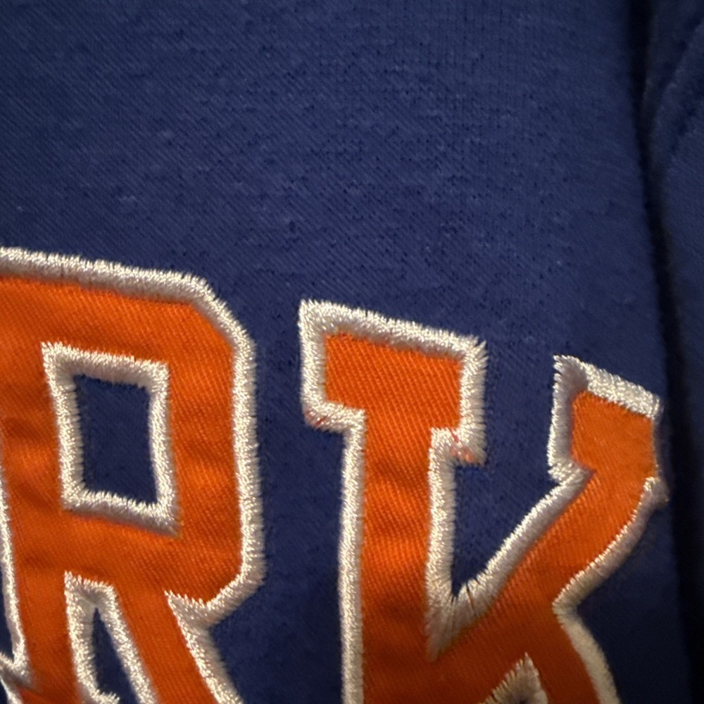 NBA UNK New York Knicks Hoodie Blue Embroidered Basketball Sweatshirt size Large - Picture 16 of 16